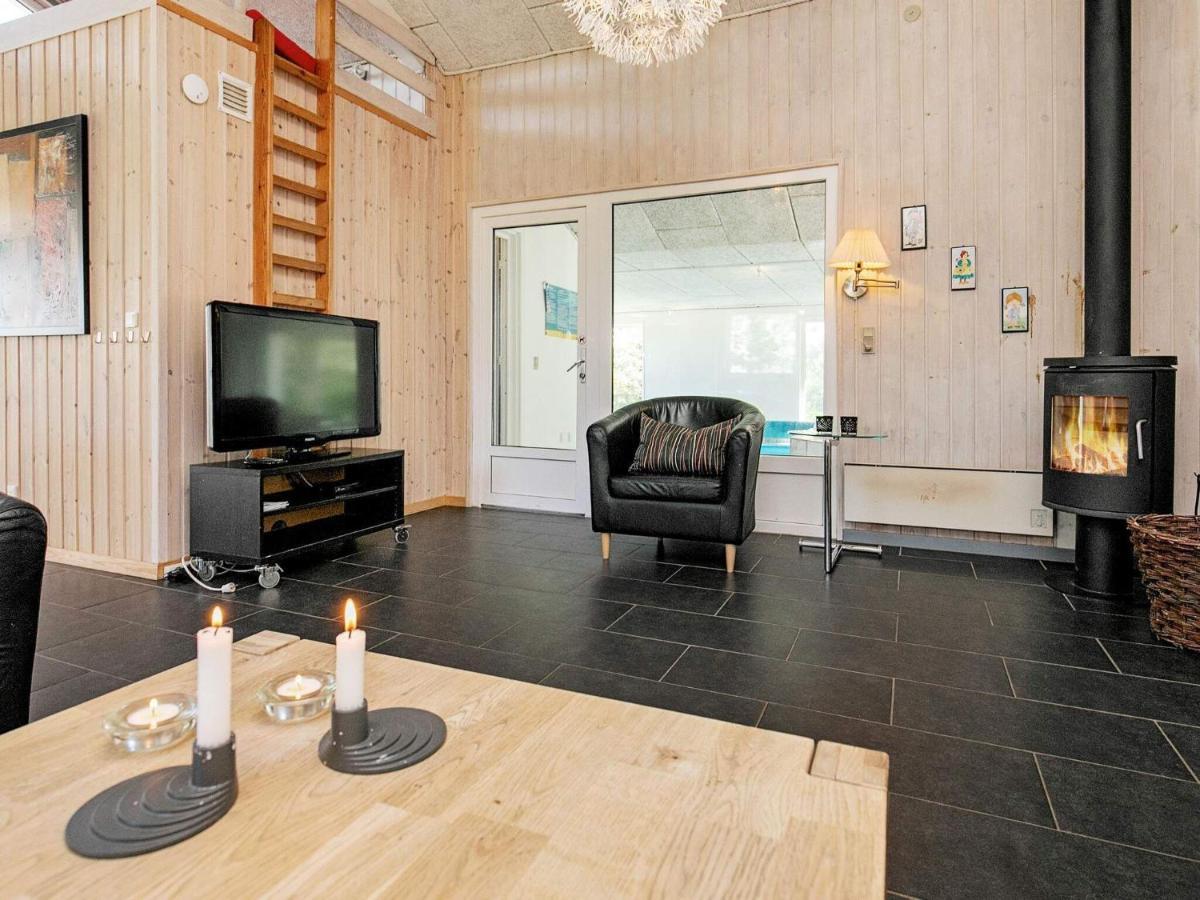 10 Person Holiday Home In Hals Hou  Eksteriør billede